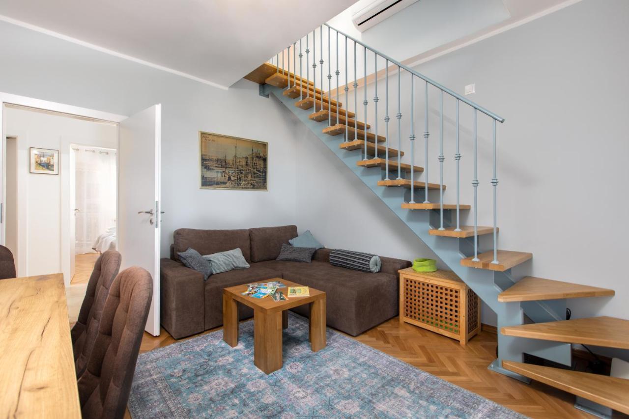 And Charming Apartment In Vantacici มาลินสกา ภายนอก รูปภาพ